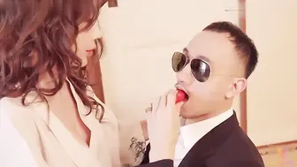 午夜情调~强烈推荐！霸道总裁约啪高级名模【辛尤里】激情性爱~醉生梦死，石榴裙下做鬼也风流！