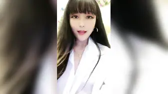 单身奶妈颜值很高喷奶水贼溜，哺乳期离婚为了生活直播赚外快，全程露脸丝袜情趣无毛逼道具抽插浪荡呻吟好骚
