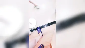 颜值爆表网红脸模特身材黑丝大长腿，女上位无套啪啪，绝对炮架子必须内射满满的干货