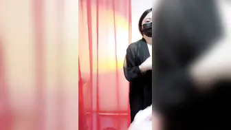 巨乳奶妈和白浆少妇【激情裸舞-上篇】轻纱胀里的风骚女非常诱惑，揉奶摸逼撞骚臀好刺激，挤奶水给狼友喝别错过