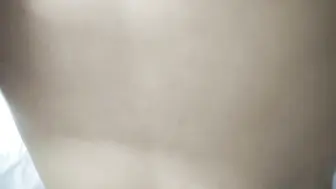 【我有一台拖拉机】2000约腼腆小姐姐，这颜值怎么忽高忽低的，翘臀圆润，小伙暴力插逼，陶醉其中爽了