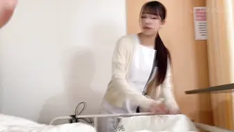 SDAM-084 [中文字幕]一名护士在夜班期间接受了住院病人的性要求，被病人按倒在床单最深处，精液从缝隙中流了出来 #あきばもも #秋叶桃 #五日市芽依 #尾崎えりか #尾崎绘里香