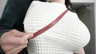 SONE-131 [中文字幕]即使穿着衣服也无法隐藏的K罩杯乳房：4种超凡脱俗的乳交和乳交场景 #神楽ももか #神乐桃香