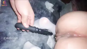 【反差女高】18岁小母狗接受肛交 操刀脱肛内射高潮