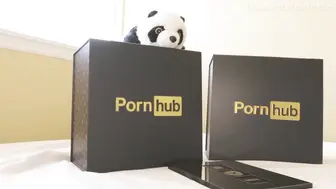 我的  10 万订阅者礼盒里有什么  loliiiiipop99 下面有根棒棒糖 OnlyFans