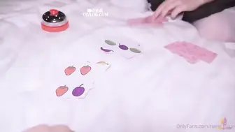 【Nana】电竞酒店遇到女仆服务，轻松拿下无套爆操射在脸上