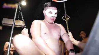湾湾知名三温暖网黄多人群交