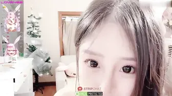 白虎女网黄呆呆鹅 超饥渴自慰求抖内