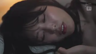 SNOS-148 [中文字幕]黑丝美艳秘书被恶心社长的恶臭唾液舔到高潮，最终彻底堕落沦陷 金松季歩