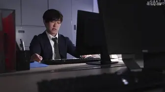 FNS-154 [中文字幕]无码破解 总务部口交科的同事们辛苦了，我们提供有效的吸吮服务来缓解员工的压力，让美丽的女员工们为员工带来慰藉。明里䌷