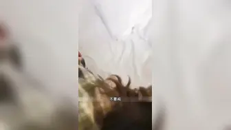 【语文教师-王丽出轨门】师德尽失，背着老公约炮自己学生的爸爸酒店打炮，全程淫语中文字幕