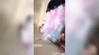 今日热门-学生妹背着男友约炮颜射，这么骚你男朋友知道吗？