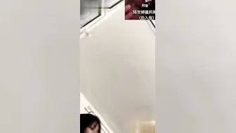 广西反差贱母狗趁男友不在和网友裸聊被录屏曝光 性欲旺盛勾引网友操自己