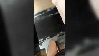 抖音网红叶娇娇户外露出无耻骚黑丝勾引路人做爱请随意内射根本行走的飞机杯