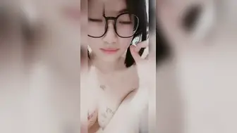 独家爆料 湖南株洲反差母狗 喜欢给前男友拍摄小视频 渣男分手后曝光所有合集附带性爱视频
