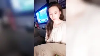 真实乱伦 喝点小酒有些醉了忍不住勾引了姐夫 被姐夫无套内射 身材很好的小姨子！