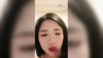 长的甜美骚逼受老罪 超正点的巨乳满背纹身反差精神小妹 被社会小哥哥暴力打桩后入 插的喊先停会！