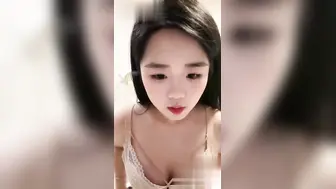 长的甜美骚逼受老罪 超正点的巨乳满背纹身反差精神小妹 被社会小哥哥暴力打桩后入 插的喊先停会！
