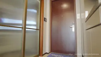 没钱付快递费怎么办，让快递小哥哥插入我的小穴行吗 #wanrous